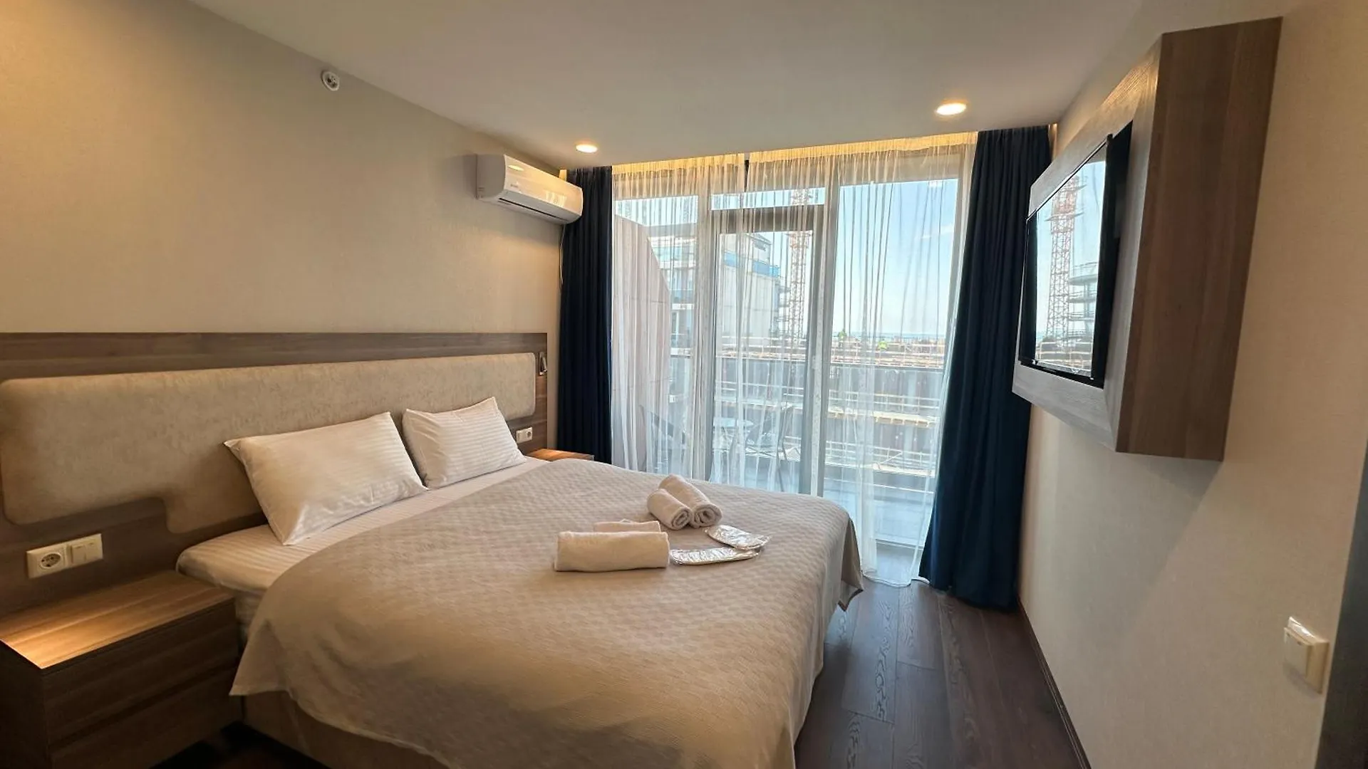 Adorable Seaside Apartments All With A Separate Bedroom Batumi