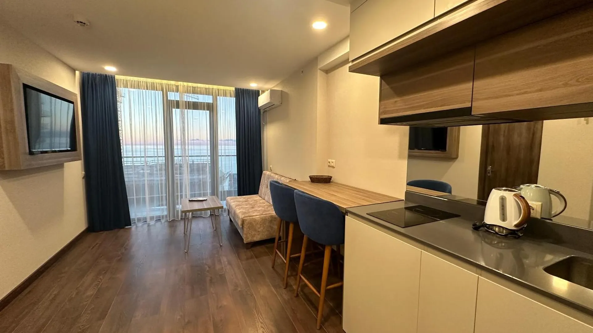 Adorable Seaside Apartments All With A Separate Bedroom Batumi Georgia