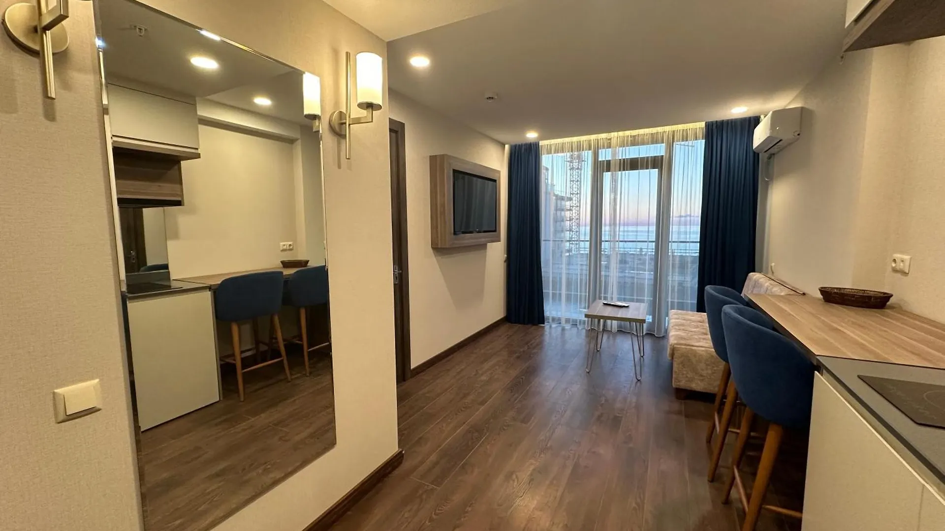 Adorable Seaside Apartments All With A Separate Bedroom Batumi