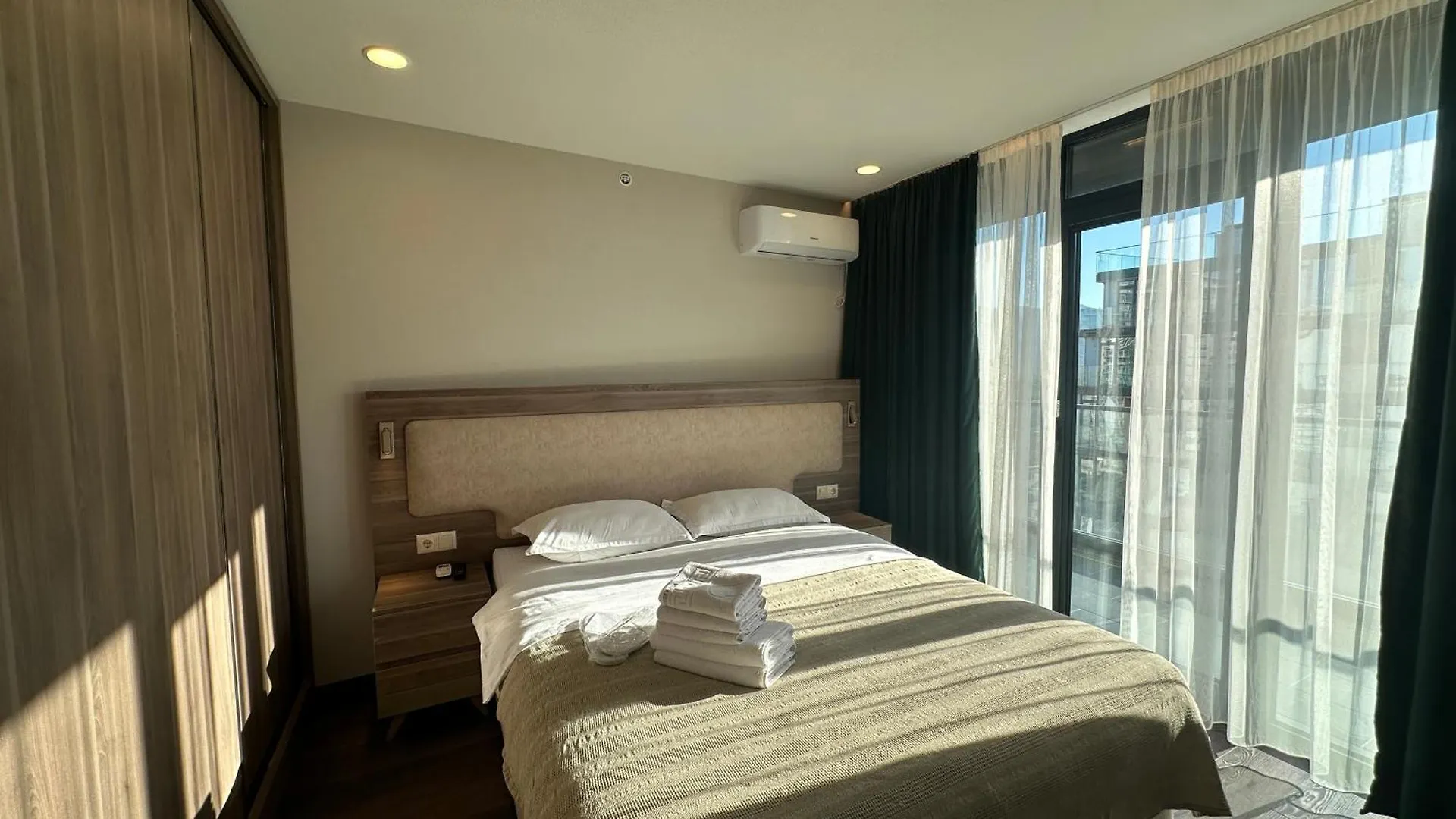 Adorable Seaside Apartments All With A Separate Bedroom Batumi Georgia